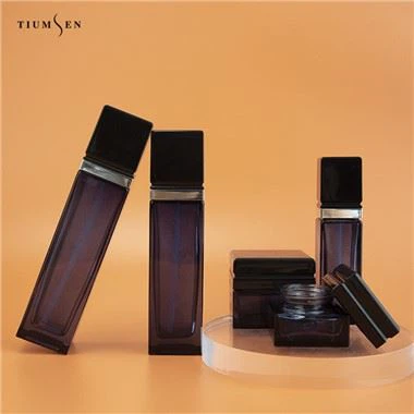 Mat crne kozmetičke posude